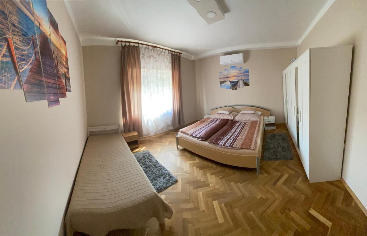 Edina Apartman Balatonlelle Exterior photo